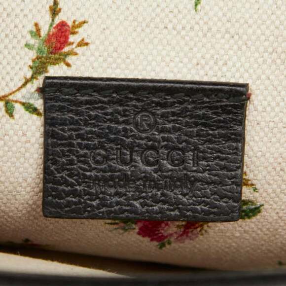 GUCCI Authentic Black Leather Shoulder Bag - Picture 11 of 12